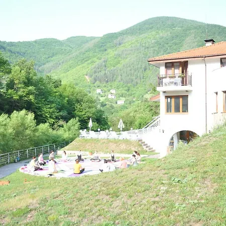 게스트하우스 Retreat Center Bakyovo
